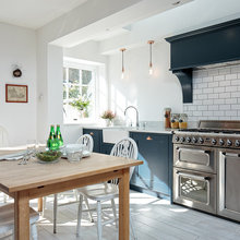 Country kitchen dining