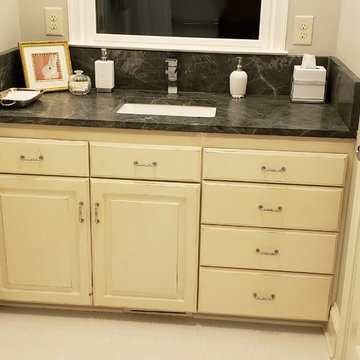 4730 Guest Bath