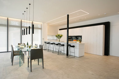 Contemporary kitchen in London.