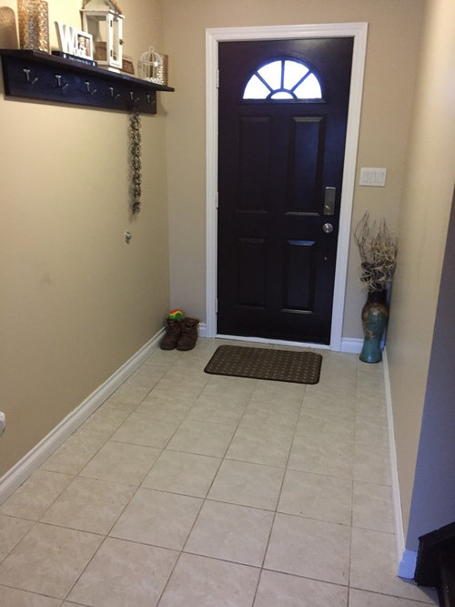 Rugs in foyer