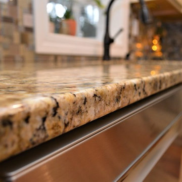 Union Pier, MI. Haas Signature, Cream Colored Maple Kitchen