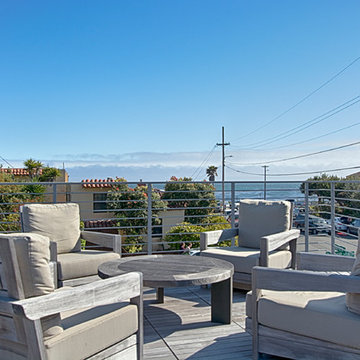 Pleasure Point Contemporary Beach House
