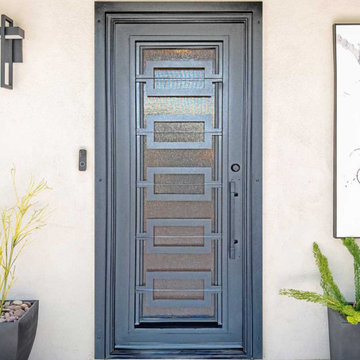 Scala Iron Entry Door with Iron Handle