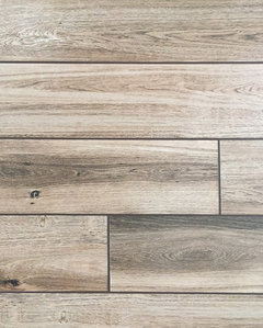 Porcelain Wood Tile Grout Color Light, What Color Grout With Gray Wood Look Tile