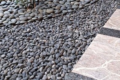 This is an example of a traditional landscaping in Atlanta.