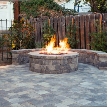 Sunken Fire Pit and Entertainment Area