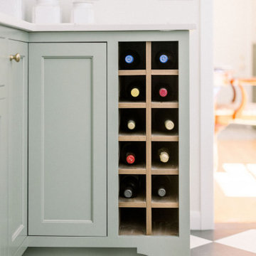 The Shabby-Chic Charmer