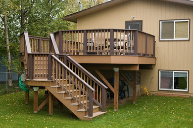 Luxurious Contemporary Step Up Deck / Lifted Designs