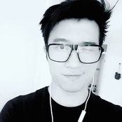 Ethan Liu's photo