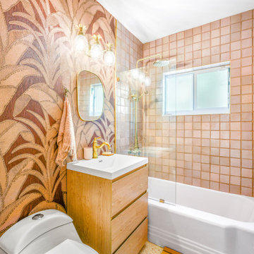Jungle House - Bathrooms