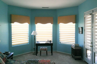 Example of a classic bedroom design in Phoenix