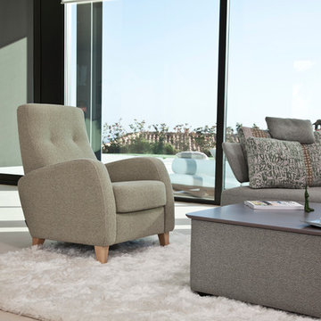 Peter Modern Chair by Famaliving California