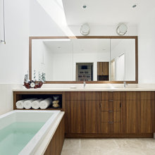 Master medicine cabinet