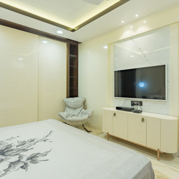 4 BHK CONDOMINIUM