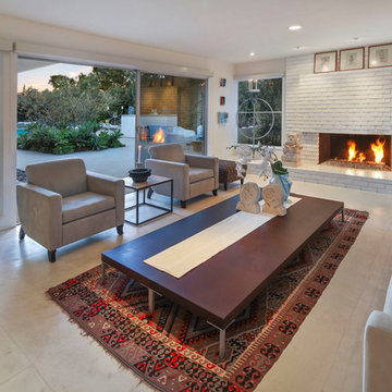 Living Room | Fireplace