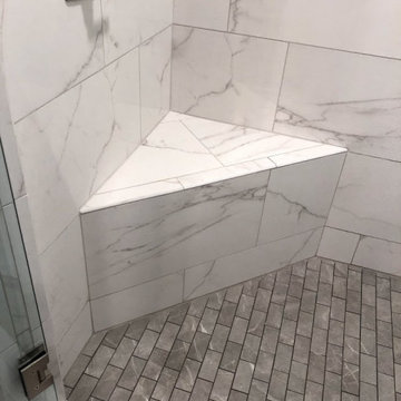 Traditional Black & White Master Bathroom