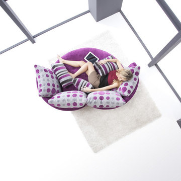 MyApple Modern Swivel Day Bed Sofa Bed by Famaliving California