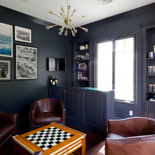 На фото: домашние бары в стиле фьюжн