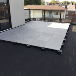 Third Story Roof Deck - Landscaping Stones And Pavers