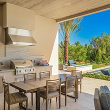 outdoor kitchen