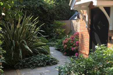 Inspiration for a world-inspired garden in Hertfordshire.