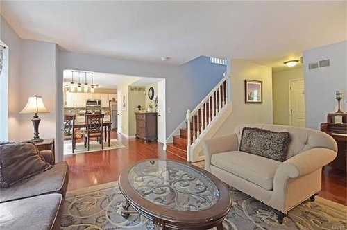 Help with furniture for 21 x 17 living room with fireplace