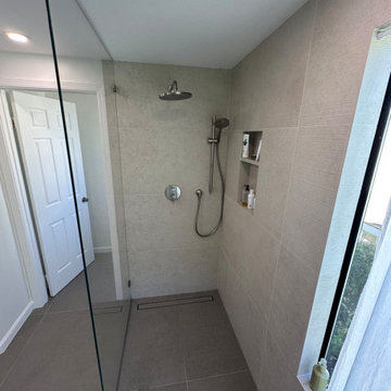 Los Altos Master Bathroom