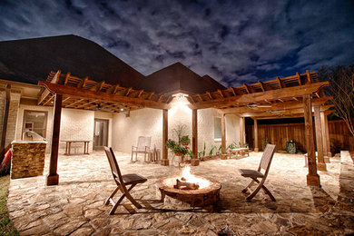 Elegant patio photo in Birmingham