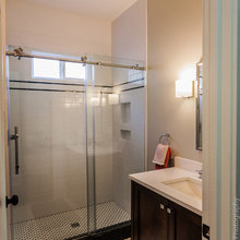 Melrose 1st floor bath