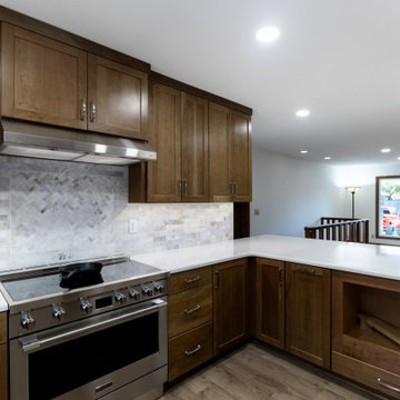 Caddy Court Kitchen & Mainfloor Remodel Before/Afters