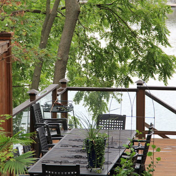 Sweezy - Deck lighting using low voltage lighted post caps.