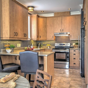 UPDATED CONDO