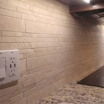 KITCHEN - Backsplash - Linear Travertine Mosaic