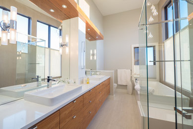 Bathroom - contemporary bathroom idea in Vancouver