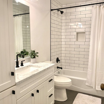 Mid Valley Modern Farmhouse