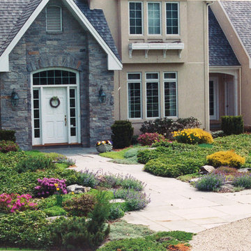 Connecticut Landscaping Ideas for an entry