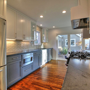 Dramatic Transitional Kitchen Remodel in San Jose