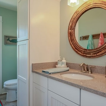 Summer Place II - Guest Bathroom