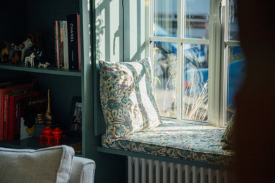Inspiration for a coastal living room in Hampshire.