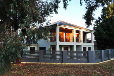 Design ideas for a traditional home design in Perth.