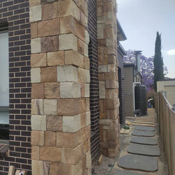 Colonial Ranch Australian Sandstone Wall Cladding Project - Wall Cladding & Stone Veneer
