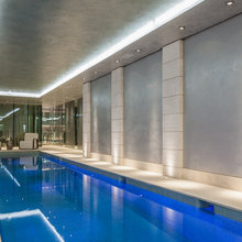 Schwimmbecken