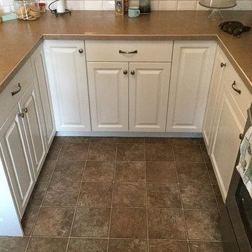 Kitchen Cabinet Refinish and Glazing
