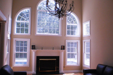 Inspiration for a timeless living room remodel in New York