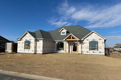 Exterior home idea in Other