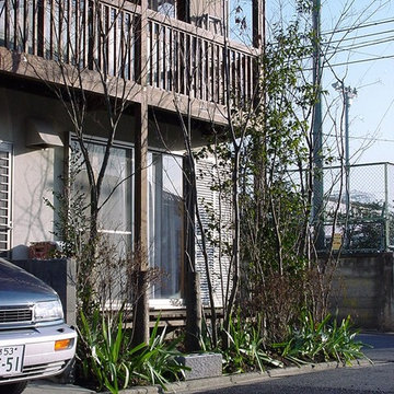 2坪の庭 全景1