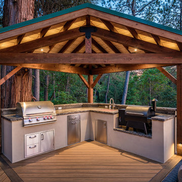 Sunrise Deck and Outdoor Kitchen