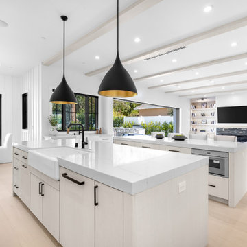 Tampa Ave, Tarzana