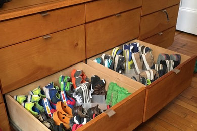 Example of a classic closet design