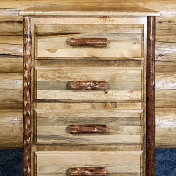 Glacier Country Collection 4 Drawer Chest of Drawers
